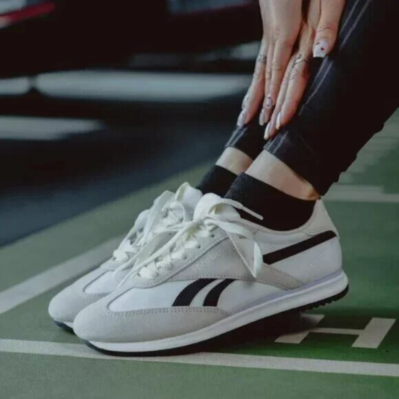 NEW REEBOK Suede Fiori Retro Sneakers for women in natural multi 725 4mj2 - Picture 4 of 11